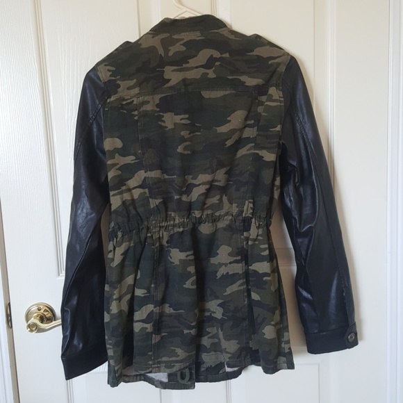 Camouflage and faux leather utility jacket - Picture 2 of 8